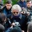 Beppe-grillo-arrives-to-v-010_1361826649.jpg