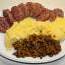 Cotechino-servito-polenta-lenticchie_1356911351.jpg