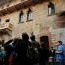 La-fg-wn-cashing-in-on-juliet--balcony-italy-2-002_1369158096.jpg